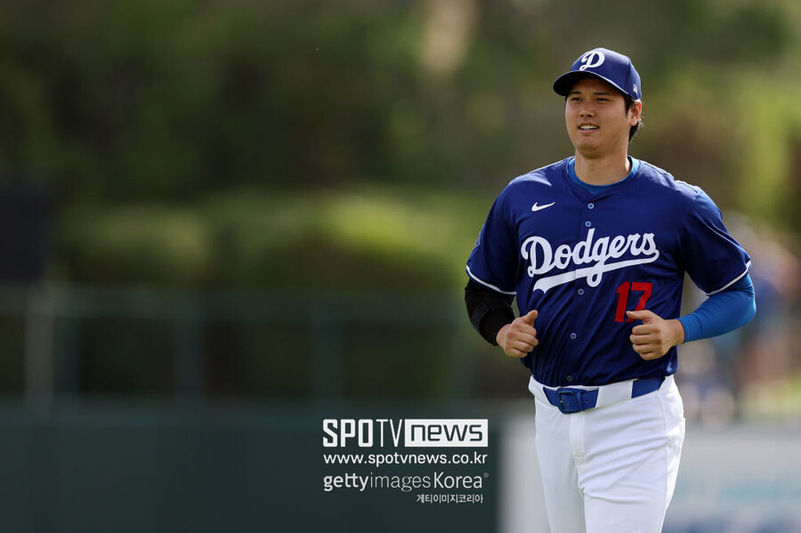 ▲ 오타니 쇼헤이는 지난 시즌을 마치고 LA 다저스와 10년 7억 달러에 FA 계약을 맺었다.