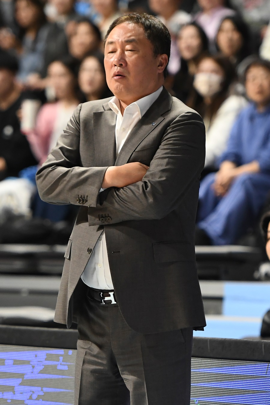▲ 허웅(위)과 전창진 감독 ⓒ KBL