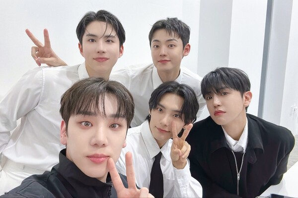 ▲ 막내 강유찬이 합류하며 5인조 완전체가 된 에이스. 제공|비트인터랙티브