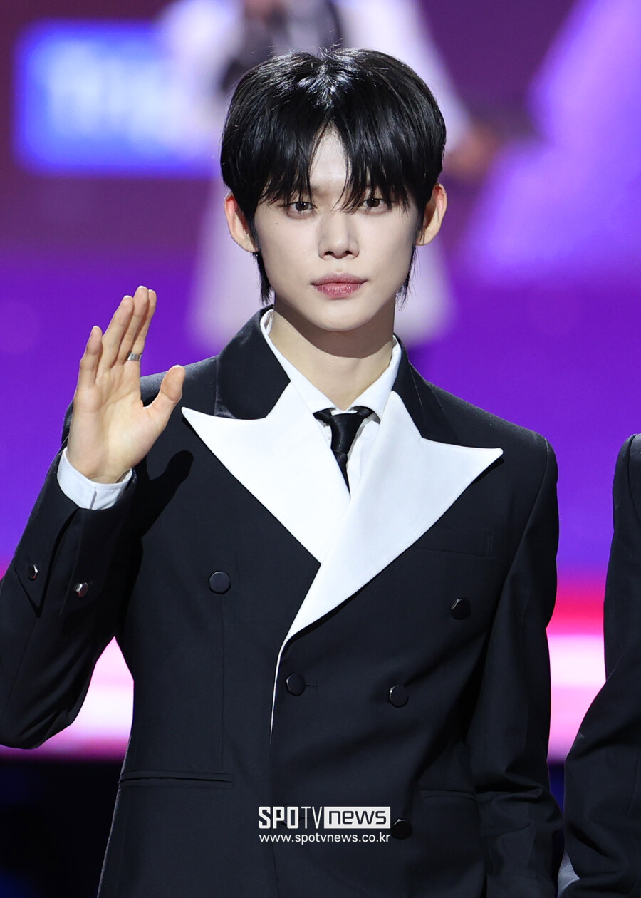 [단독]'푸바오 러버' TXT 연준, 성덕 됐다…'푸바오와 할부지2' 출격