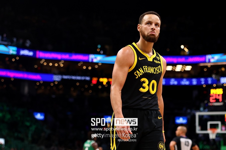 GSW, 커리 빠지니 서부 꼴지에게도 졌다…"경기에 집중 못해"