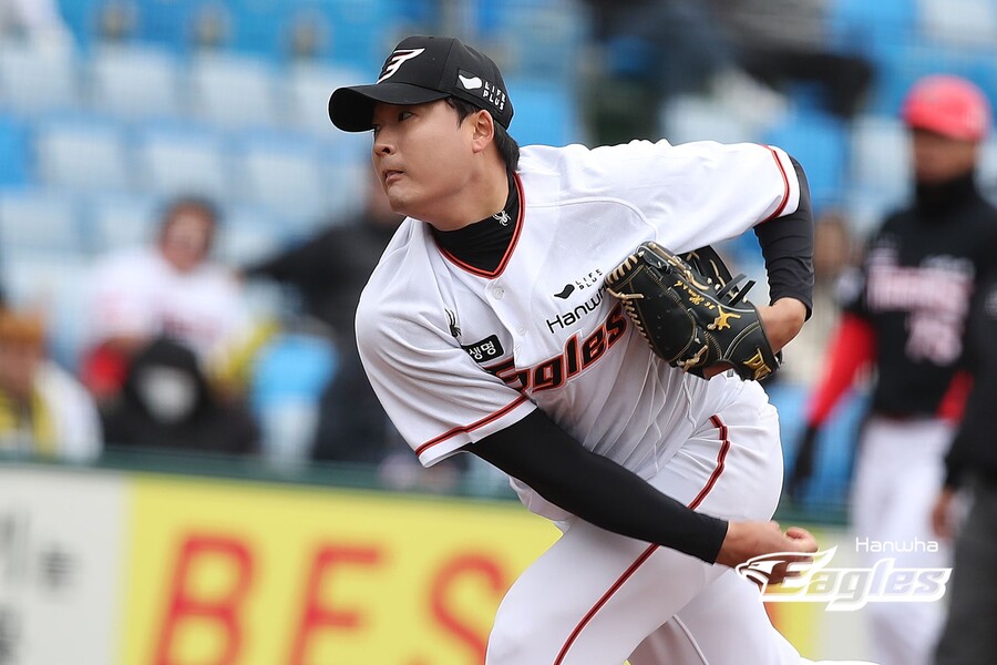 ▲ 한화 이글스 파이어볼러 한승혁이 최고 구속 154㎞에 이르는 강속구를 던지며 강렬한 인상을 남겼다. ⓒ 한화 이글스