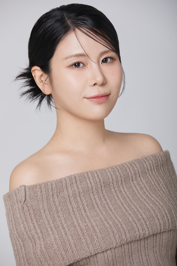'미스트롯3' 최향, 장군엔터와 전속계약…김의영·양준혁 등과 한솥밥