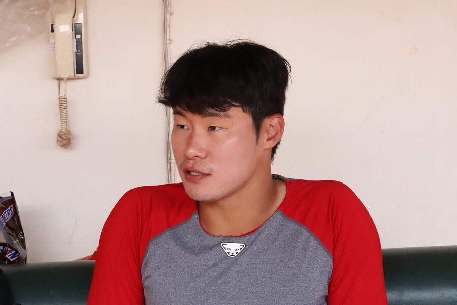 ▲ 욕심을 버리고 하던 대로를 강조하며 1군 콜업의 기회를 기다리고 있는 류효승 ⓒSSG랜더스