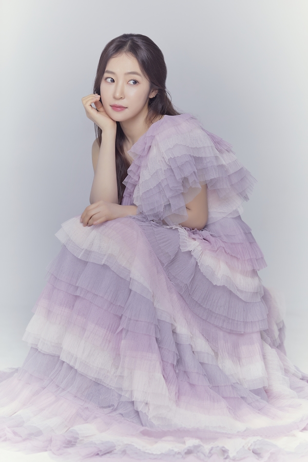▲ 진성 한혜진 박군 오유진 등과 한솥밥을 먹게 된 홍자. 제공|토탈셋