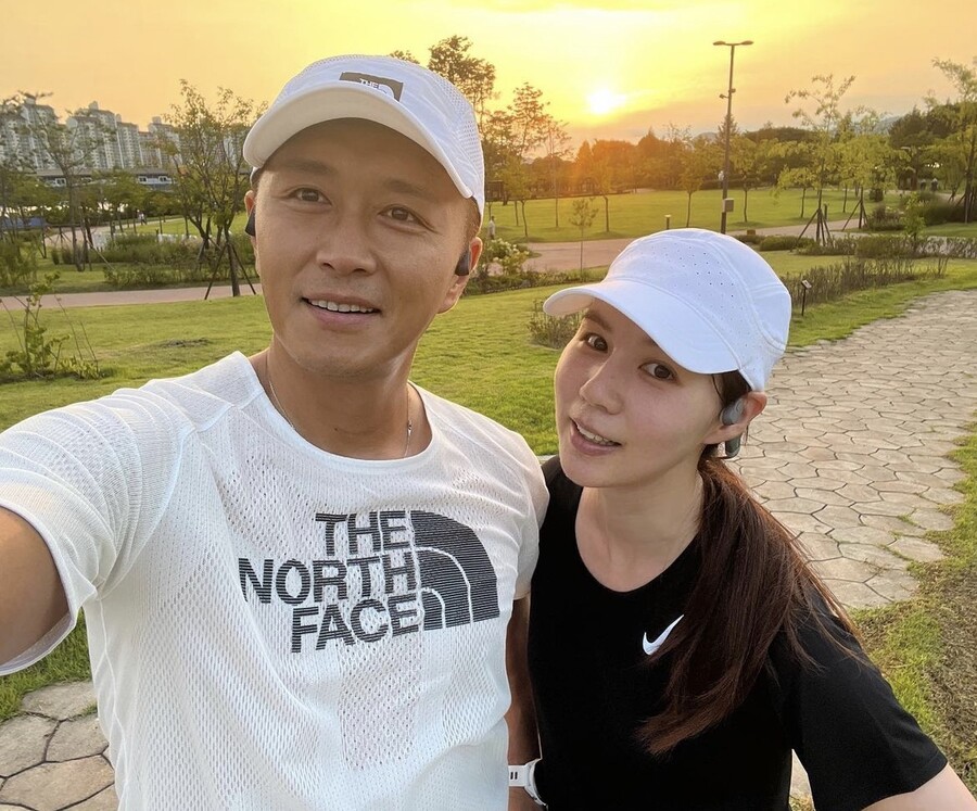 '박시은♥' 진태현, 에세이 출간 "떠난 딸 기억하며 글 쓰기 시작"[전문]