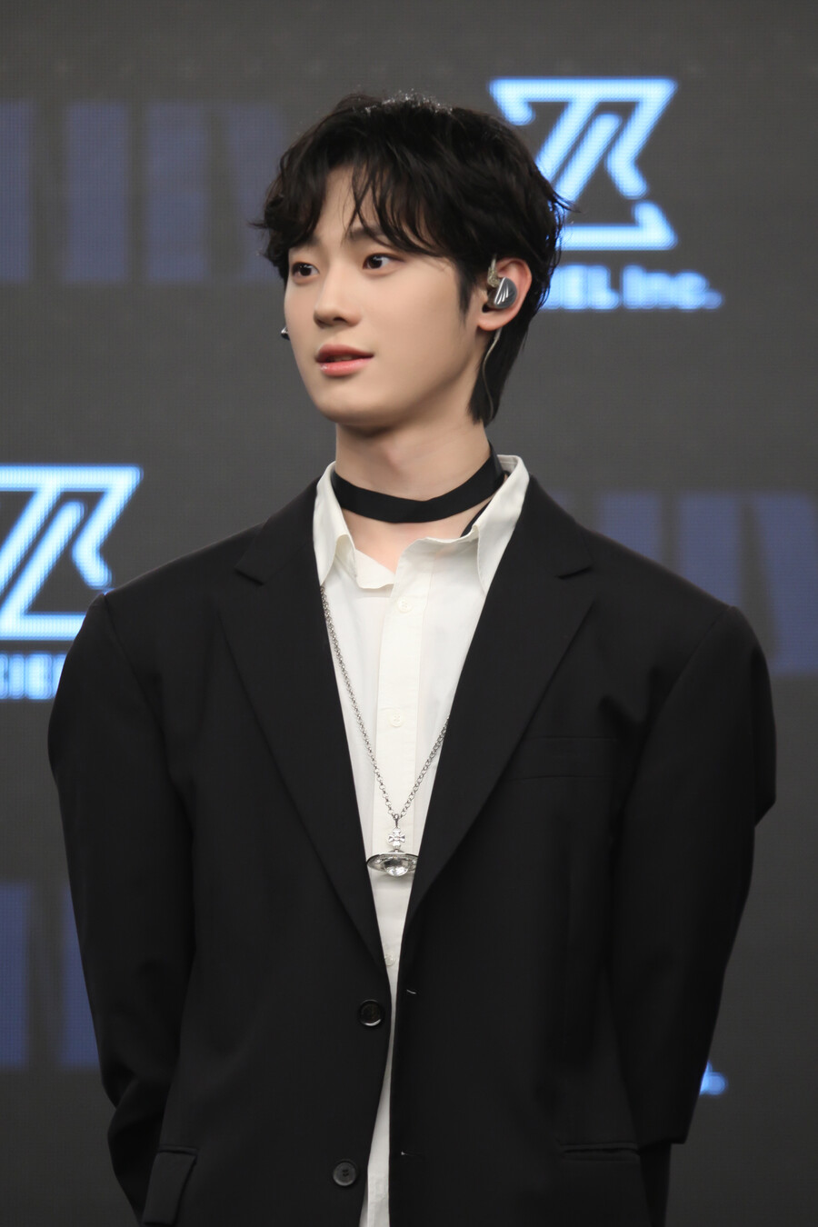NND 영준 "데뷔, 아직 어색하고 낯설어…좋은 음악 들려드릴 것"
