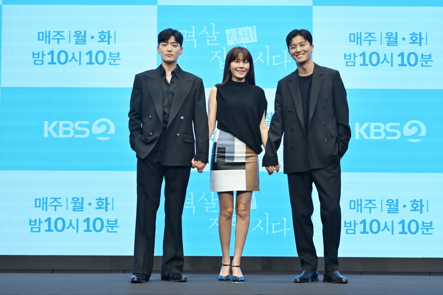 ▲ 멱살 한번 잡힙시다. 제공| KBS2