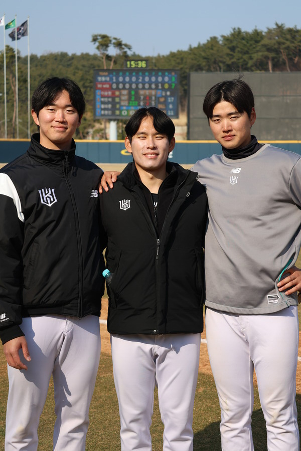 ▲박시윤, 신병률, 윤준혁(왼쪽부터) ⓒkt 위즈