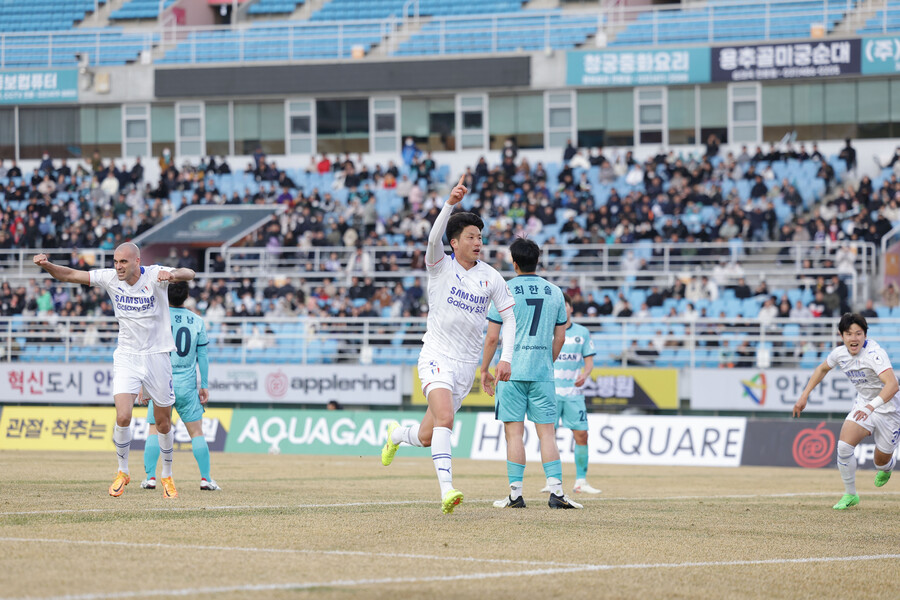 하나은행 K리그2 2024 3라운드 MVP로 선정된 수원 삼성 한호강 ⓒ한국프로축구연맹