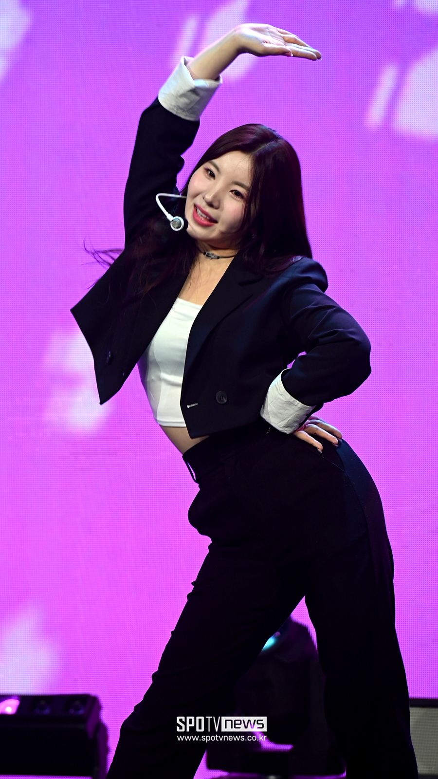[포토]아일리원 나유, 시원시원 댄스