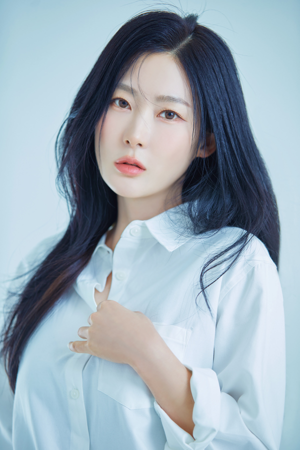 조아서, 트로트 데뷔곡 ‘가시나요’ 23일 공개 "걱정보다 설렘이 가득"