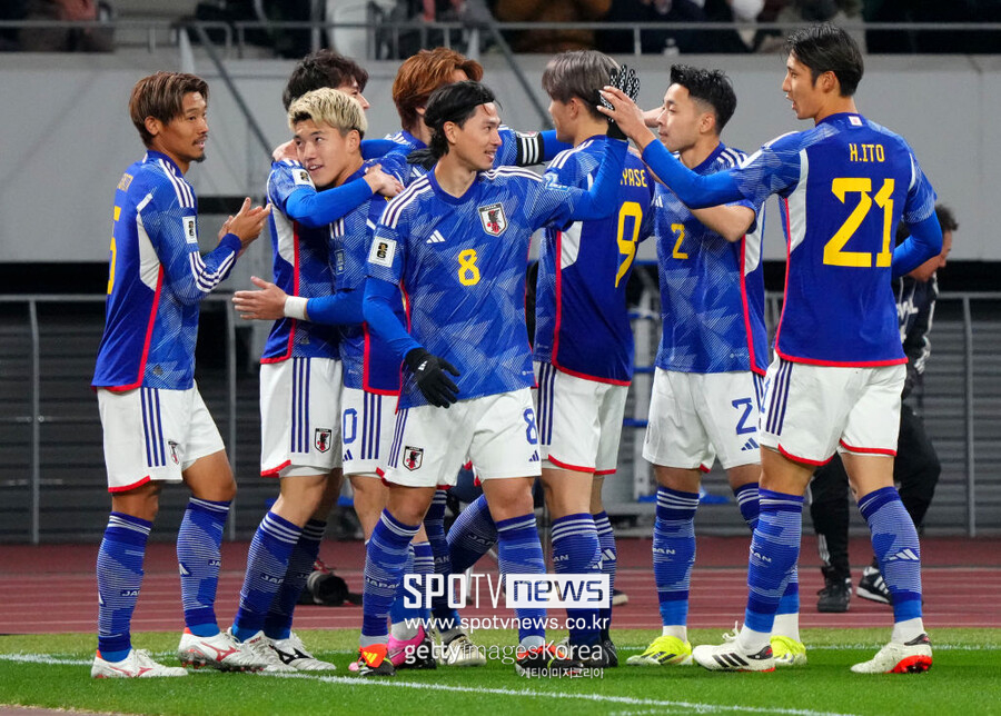 ▲ 21일 도쿄 신국립경기장에서 열린 2026 북중미 월드컵 아시아 지역 2차 예선 B조 3차전에서 홈팀 일본이 전반 2분 다나카 아오의 결승골에 힘입어 북한을 1-0으로 꺾었다. 이제 두 팀은 평양으로 장소를 옮겨 26일 4차전을 펼친다.