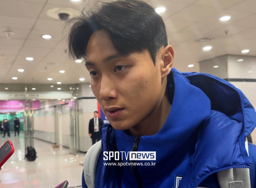 ▲ 백승호가 태국전 무승부와 승점 1점 확보에 아쉬워했다. 추운 날씨 탓에 얼어붙은 서울월드컵경기장 잔디도 아쉬웠다 ⓒ스포티비뉴스DB