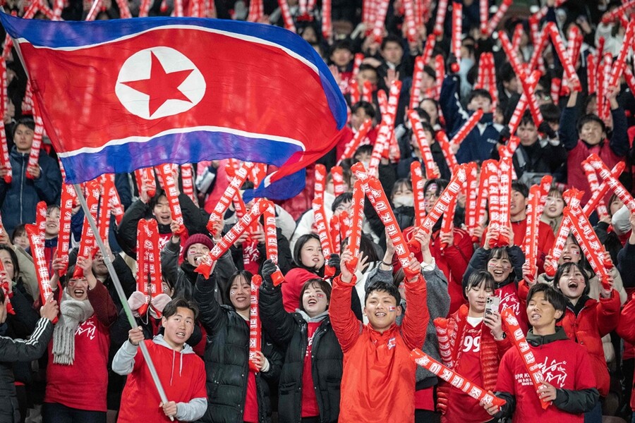 ▲ 북한축구협회가 2026 북중미 월드컵 아시아지역 2차 예선 B조 조별리그 4차전 일본과 홈경기를 26일 평양에서 개최하기 어렵다는 의사를 갑작스럽게 표명했다.  ⓒ연합뉴스/AFP