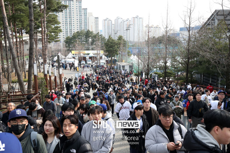 ▲ 고척스카이돔에는 20일과 21일 3만 1880명의 관중이 입장했다.