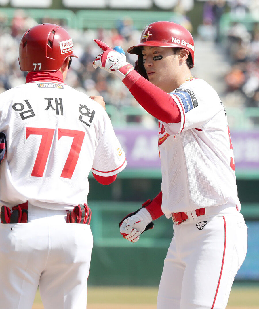 ▲ 왼 발목 부상 여파에서 벗어난 최지훈은 올해 모든 경기력의 반등을 다짐하고 있다 ⓒSSG 랜더스