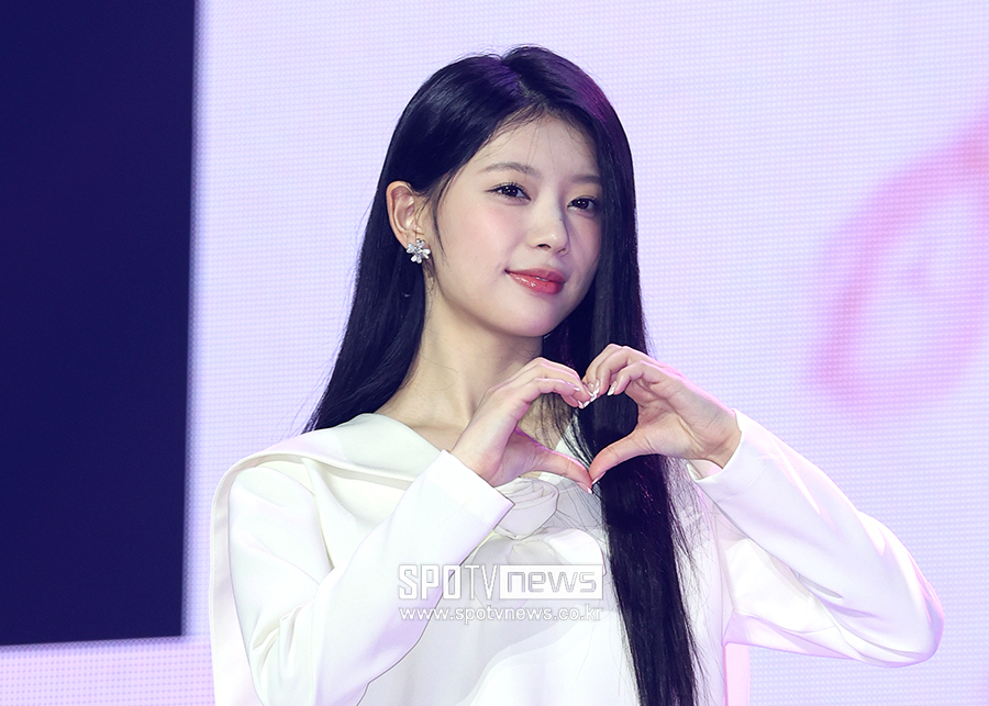 [포토S] 아일릿 모카, 청순 단아