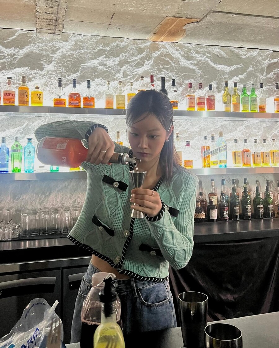 혜리는 일상복귀…칵테일 만들며 태연과 생파 '무대응ing'