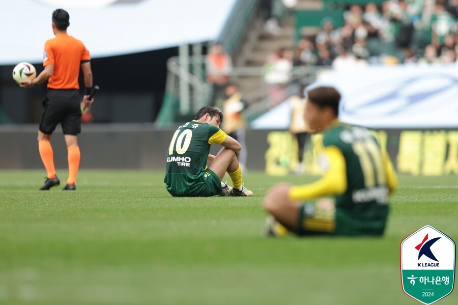 ▲ 전북 현대가 울산 현대와 2-2로 비기며 올 시즌 첫 승 달성에 실패했다. ⓒ한국프로축구연맹