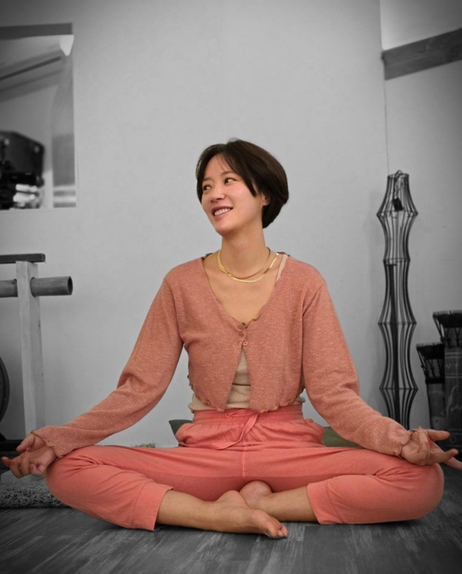 황정음 "좋은 것도 나쁜 것도 없다"…이혼 후 연기복귀, 의미심장 근황