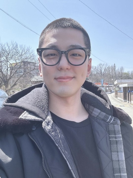 '사내맞선' 실장님 맞아?…김민규, 까까머리로 '현역 입대' 신고