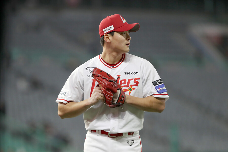 ▲ 조병현은 3일 인천 두산전에서 인상적인 구위를 선보이며 1이닝을 무실점으로 막아냈다 ⓒSSG랜더스