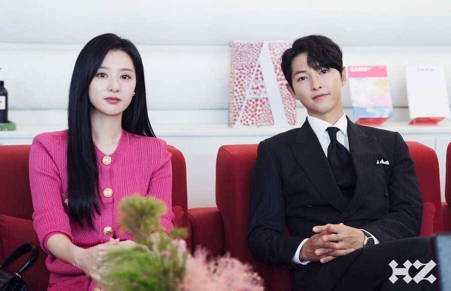 김수현보다 먼저 만난 사이…김지원X송중기, 역대급 투샷 공개[이슈S]