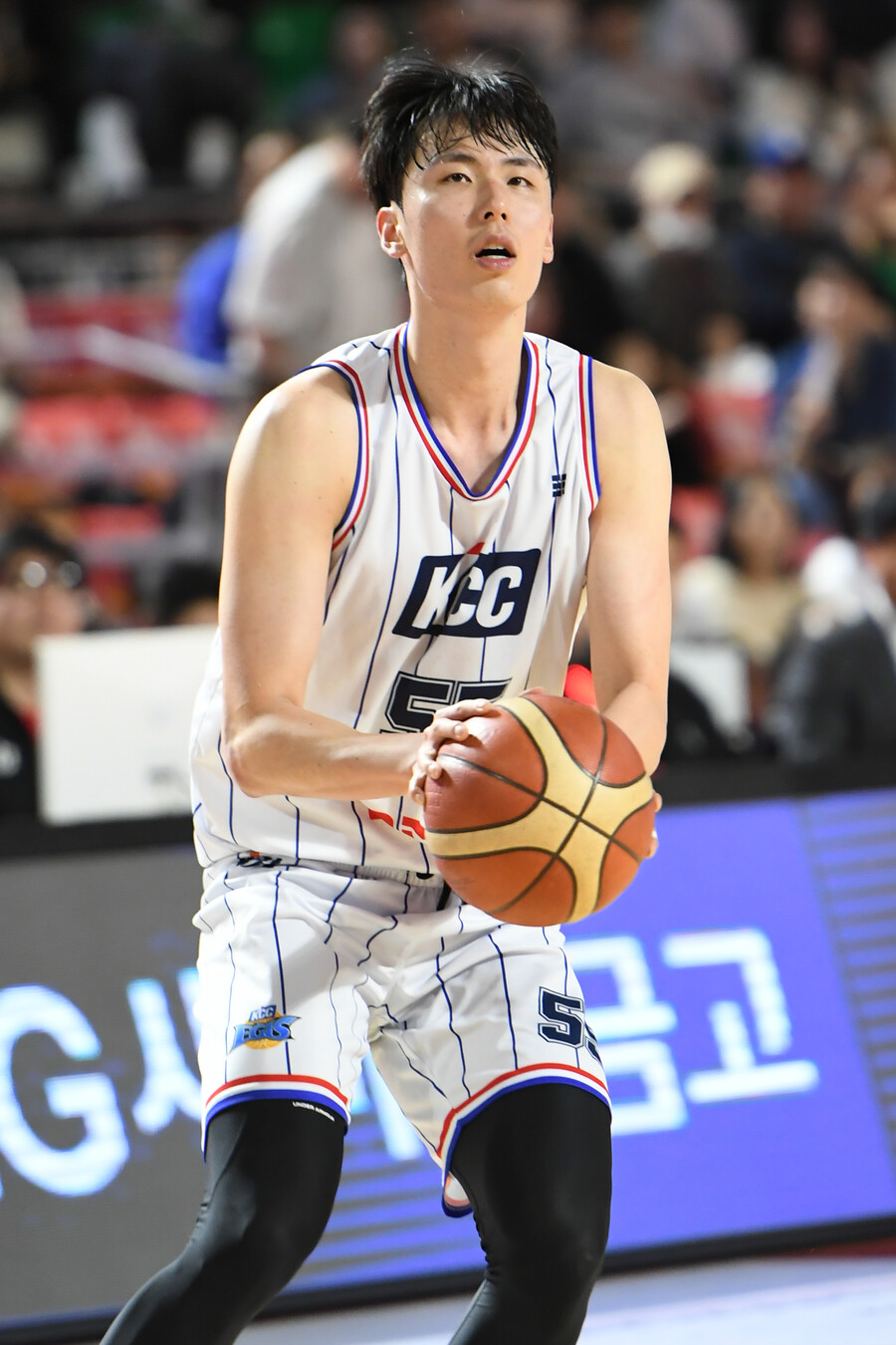 ▲ 부산 KCC가 기선제압에 성공했다. ⓒKBL