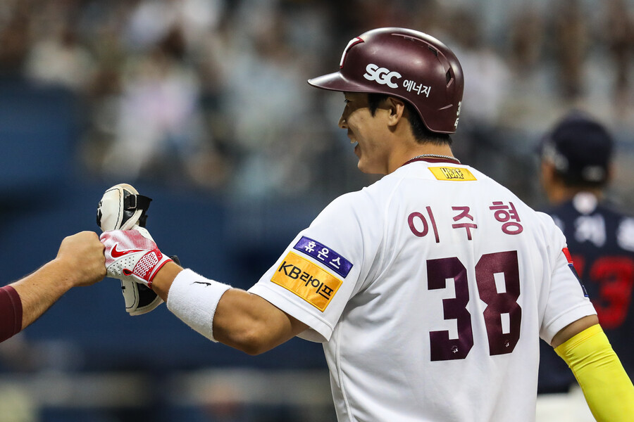 LG와 트레이드로 ‘타율 0.875 리드오프’ 얻은 것도 대박인데…아직 만족하기엔 이르다? 왜