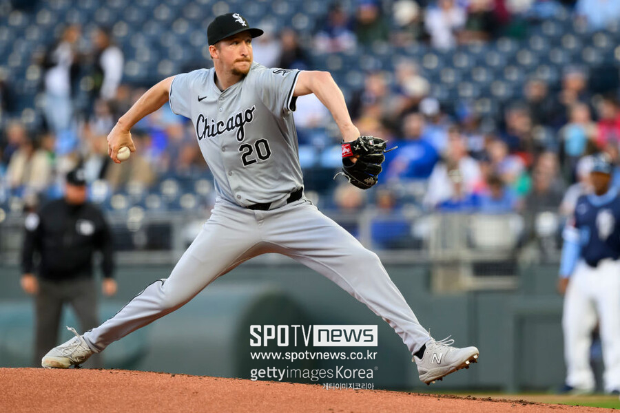 KBO 20승 투수도 ML 통하는구나…153km 위력투, 역수출 신화 탄생 임박