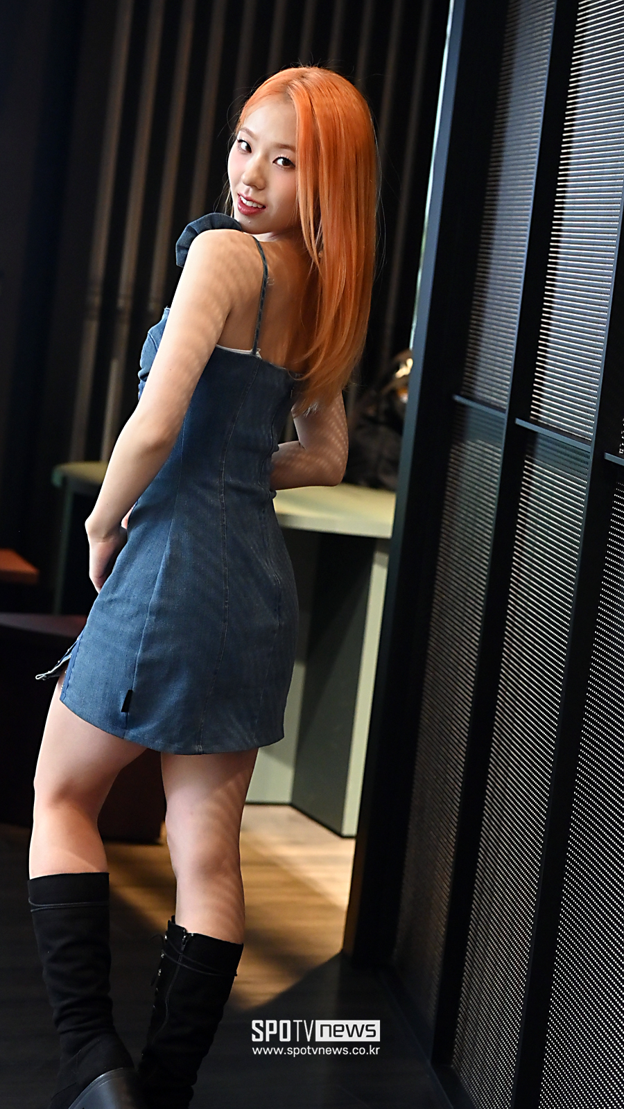[포토]아이칠린 채린, 숨막히는 뒤태