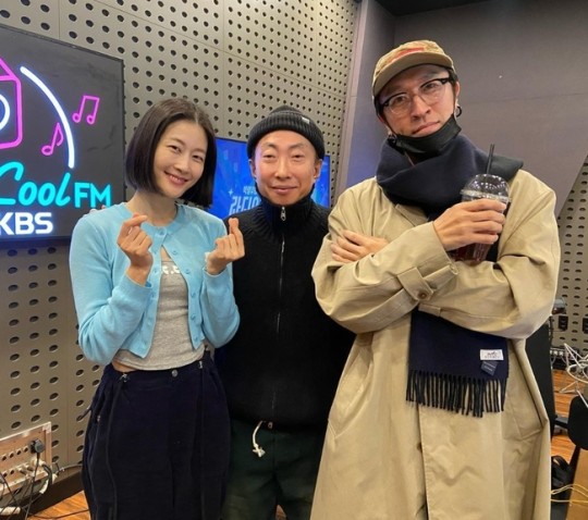 이현이 "의사가 모델 그만두라고 플러팅, 먹여살리겠다더라"('라디오쇼')