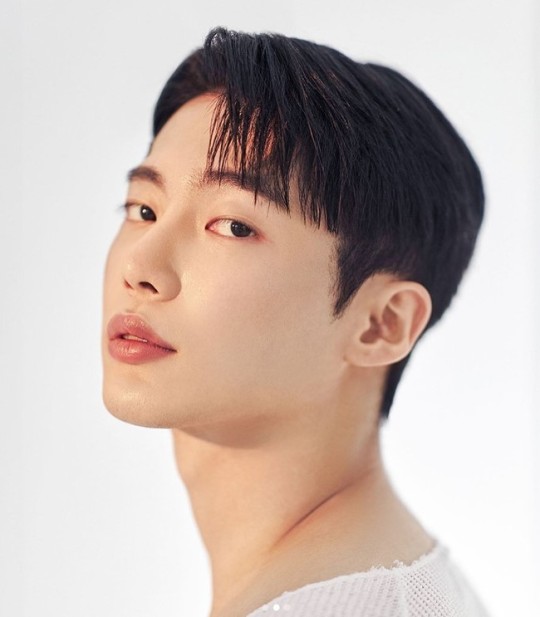 ▲ 타겟 우진. 출처| 우진 인스타그램