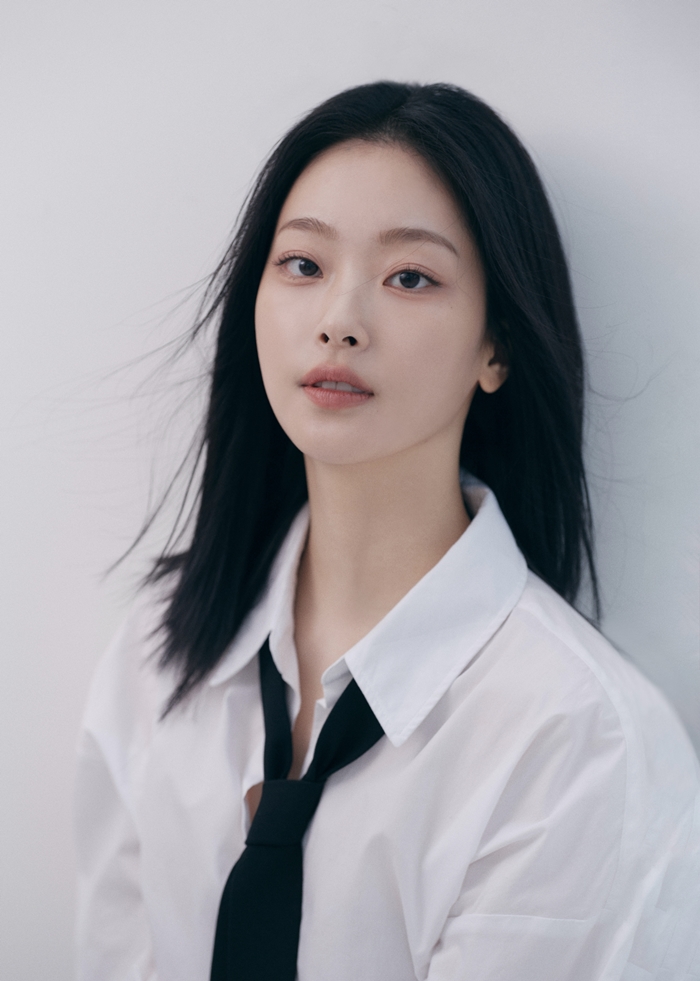 '웰컴 투 더 쇼' 뮤비 속 그녀…최희진, 사람엔터 전속계약[공식]