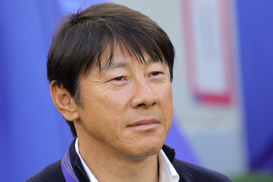 ▲ 인도네시아 23세 이하 대표팀을 이끌고 2024 파리 올림픽 예선 겸 AFC U-23 아시안컵에 나선 신태용 감독이 개최국 카타르에 패한 뒤 홈팀에 치우친 판정을 강하게 비판했다.  ⓒ 연합뉴스/AFP
