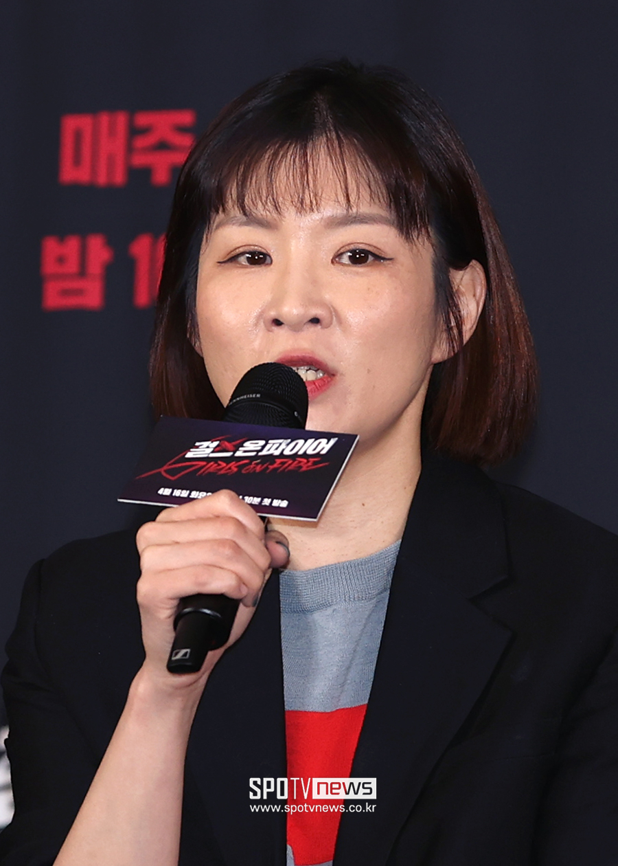 [포토S] 인사말 하는 김희정 CP