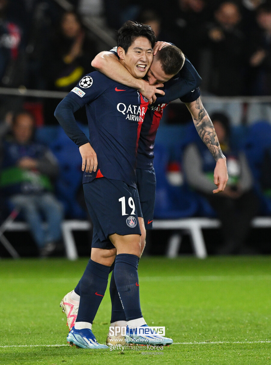 이강인, 줄줄이 챔스 벤치 예상 "2006년생 유망주에게 밀릴 것"…UEFA 공식 전문가 "엔리케 감독 16강전과 유사한 선택할 듯"  