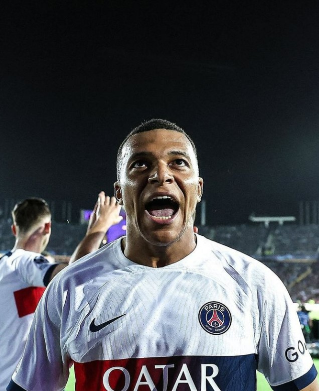 에이, 이긴 건 이긴 거고 레알은 가야지! '바르샤전 멀티골' 음바페, PSG 잔류 질문에 "NO,NO!" → PSG는 바르샤에 4-1 대승