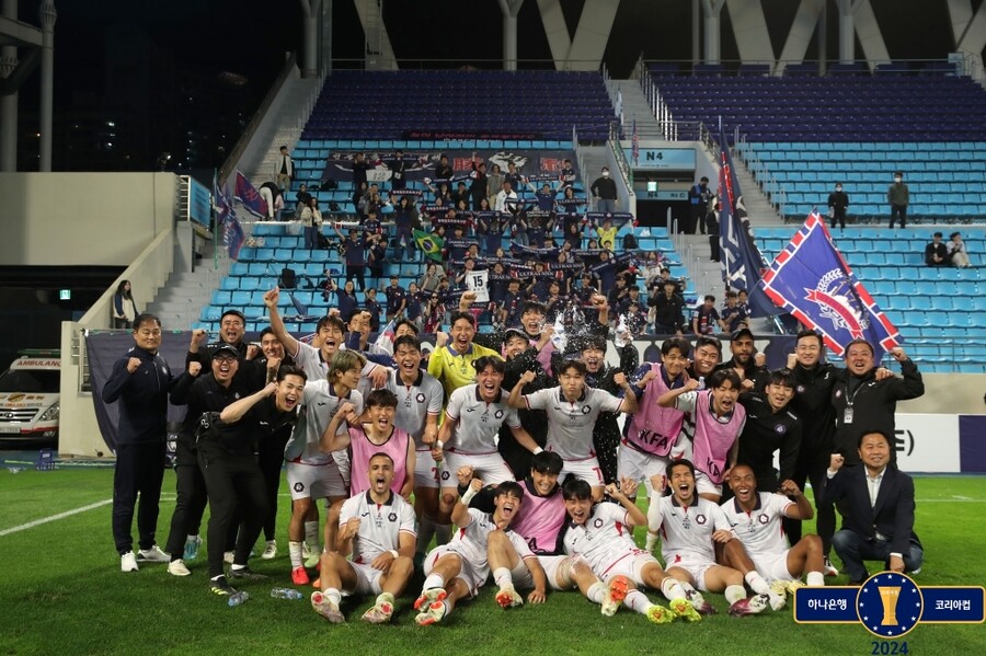 ▲ 제주 유나이티드는 천안시티FC에 승부차기 접전을 벌여 웃었고(사진 위) 대전하나시티즌도 진주시민축구단에 승리했다(사진 가운데). 대구FC는 충북청주FC에 연장 혈전을 벌여 패했다.  ⓒ대한축구협회