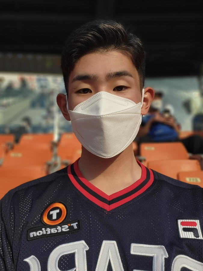 ▲ 고준혁 해군 소위 ⓒ두산 베어스
