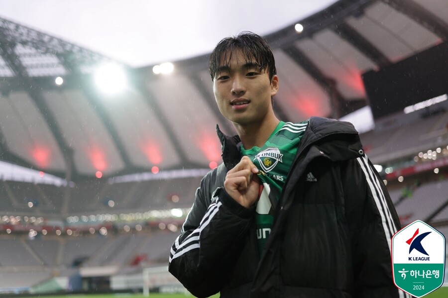 ▲ 전북 현대 전병관은 FC서울전에서 오버헤드킥으로 결승골을 넣었다. ⓒ한국프로축구연맹