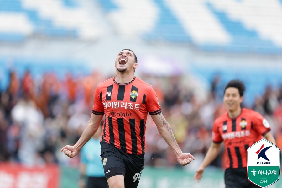 '야고 해트트릭+양민혁 맹활약' 강원, 인천에 4-1 대승…4위로 3계단 점프