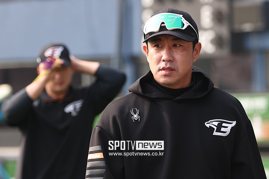 ▲ 김강민은 수비 강화 차원에서 류현진 등판일에 선발로 나서는 경우가 있었고 이날 상대 선발이 좌완 웨스 벤자민이라는 점을 고려한 선택으로 풀이된다.  ⓒ곽혜미 기자