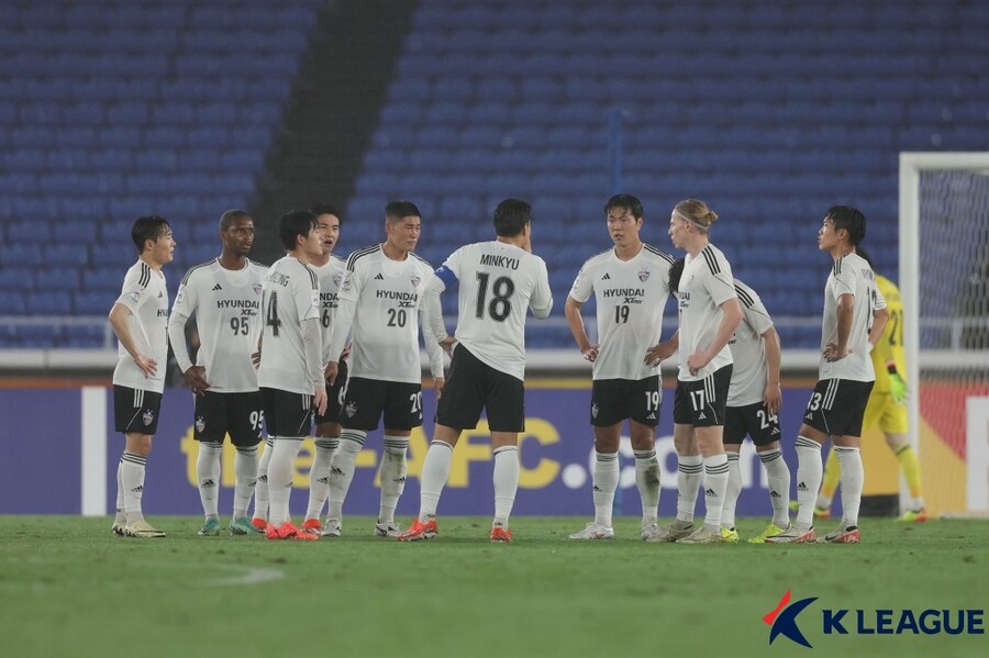 ▲ 울산 HD와 요코하마 F.마리노스의 2023-24 아시아 축구연맹 챔피언스리그(ACL) 4강 2차전. ⓒ한국프로축구연맹
