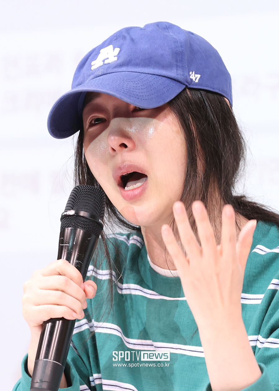 민희진 "주술 경영? 하이브 답답해서 BTS 물어봐…개인 사찰로 고소"