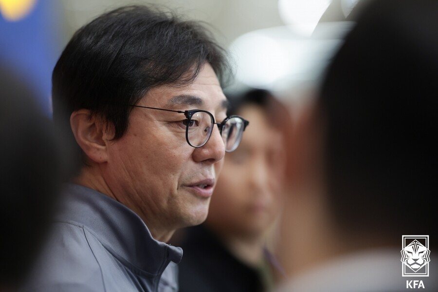 황선홍에서 막내린 40년 올림픽 출전사, 투잡하던 여유가 끝내 독으로…한국 축구 최대 실패 연출