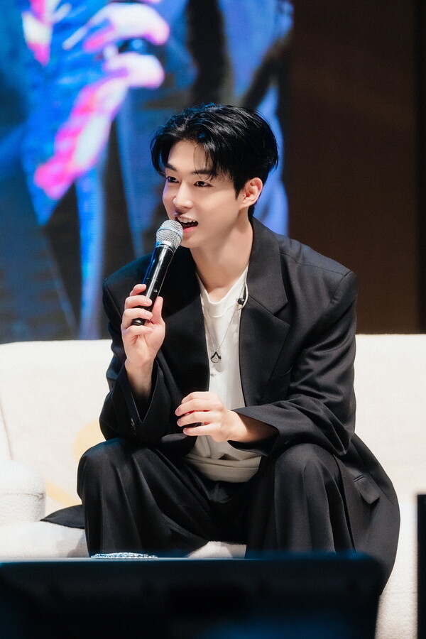 SF9 다원, 입대 전 마지막 솔로 팬미팅 성료…"팬들과 최고의 케미스트리"
