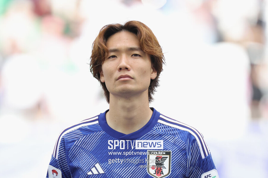 ▲ 30일 일본 23세 이하 축구대표팀이 이라크를 꺾고 2024 파리 하계 올림픽 진출에 성공했다. 카타르 도하에서 올림픽 아시아 최종예선을 겸해 치러진 2024 아시아축구연맹 U-23 아시안컵 준결승에서 전반에만 2골을 터뜨리면서 결승 티켓을 확보했다. 이번 대회 1~3위까지 올림픽 본선 직행이 가능한 만큼 일본은 결승전에서 패하더라도 파리행에 성공했다. 이로써 일본은 1996 애틀랜타 올림픽을 시작으로 8회 연속 본선 진출 기록을 이어갔다. 이제 와일드카드 선발 작업에 돌입하는 일본은 국가대표 주전 수비수인 이타쿠라 고를 후보에 올려놓았다.