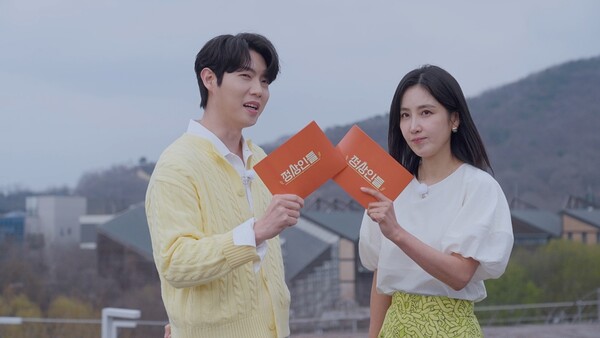 ▲ SBS 엔터테인먼트 채널 새 디지털 토크쇼 '정상인들' 진행을 맡은 손태진(왼쪽)과 신동미. 제공|SBS